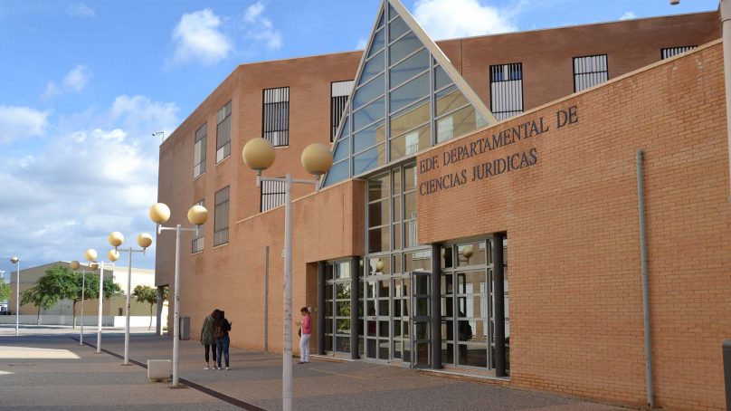 Faculta de Derecho. Universidad de Almería